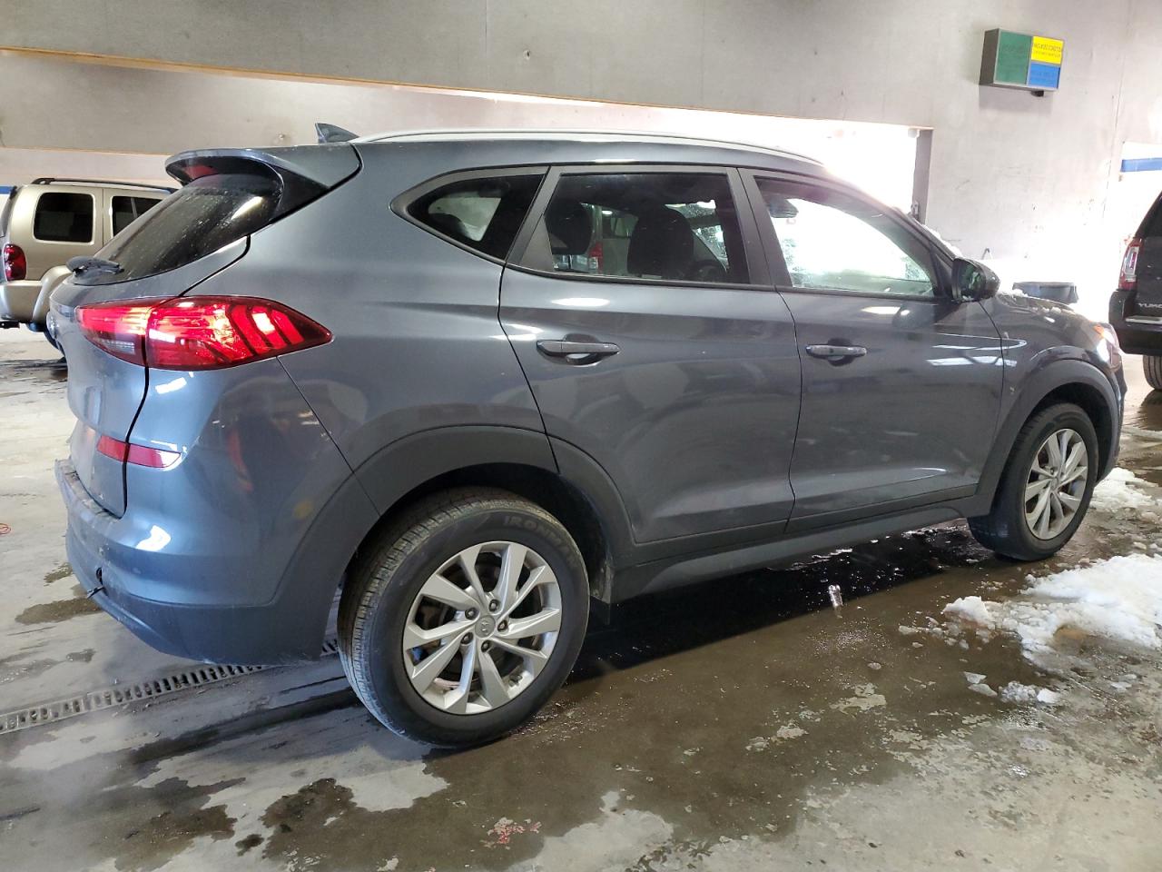 2021 Hyundai Tucson - Image 3
