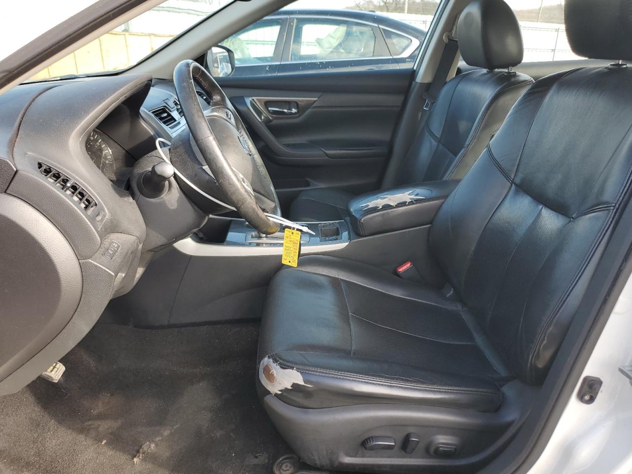 2015 Nissan Altima - Image 7