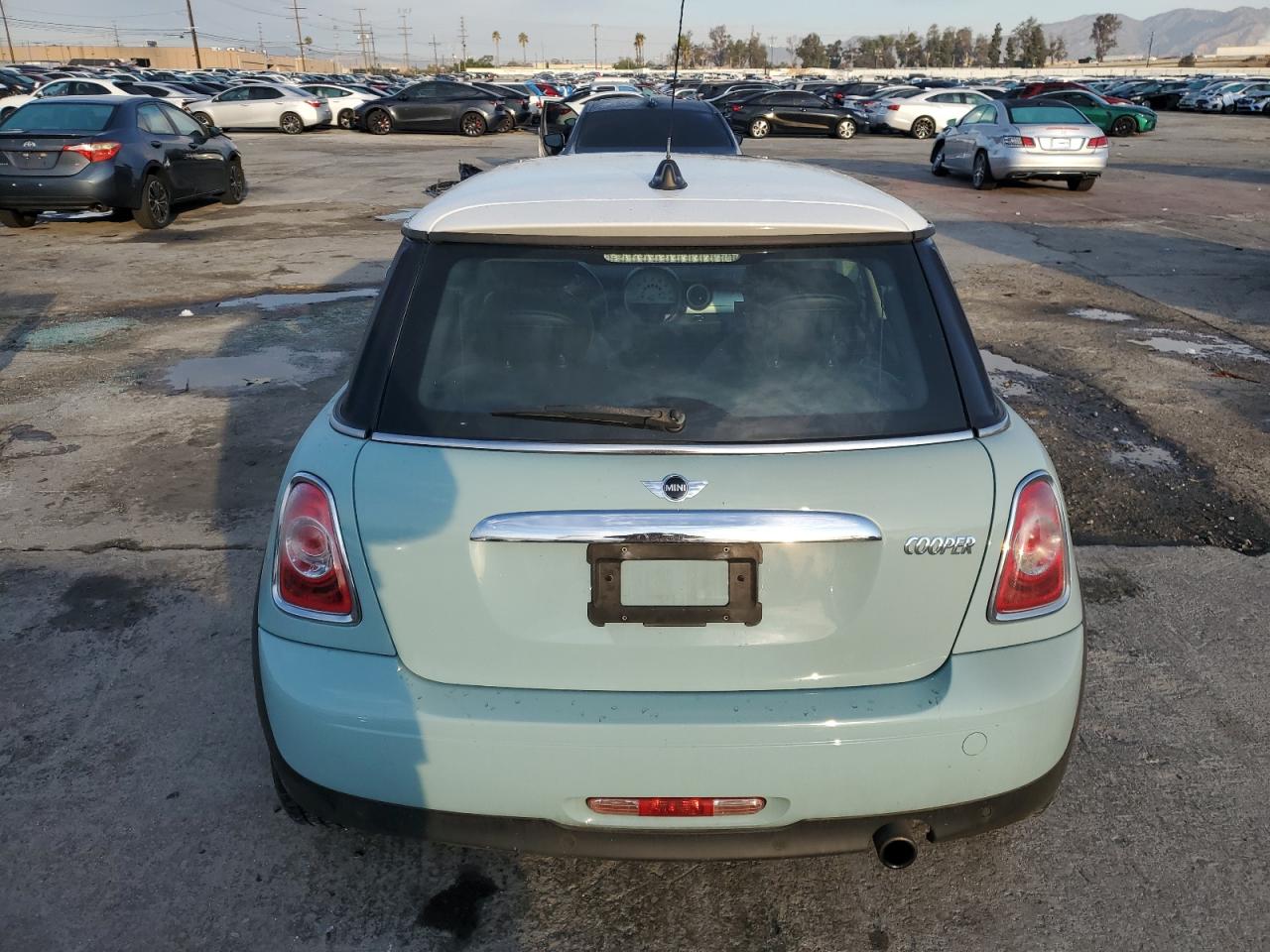 2012 MINI Cooper - Image 6