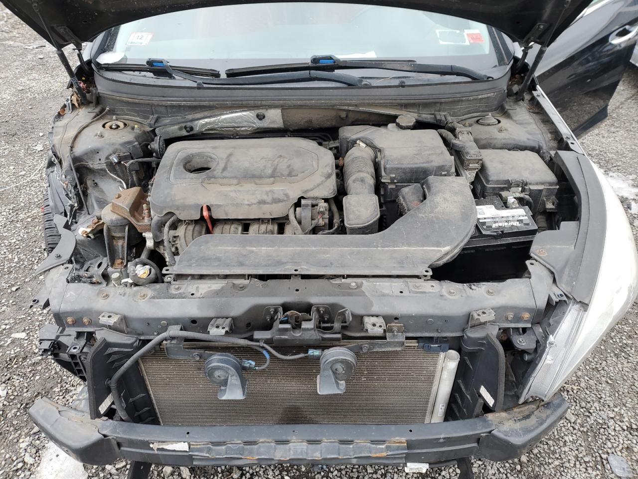 2015 Hyundai Sonata - Image 11