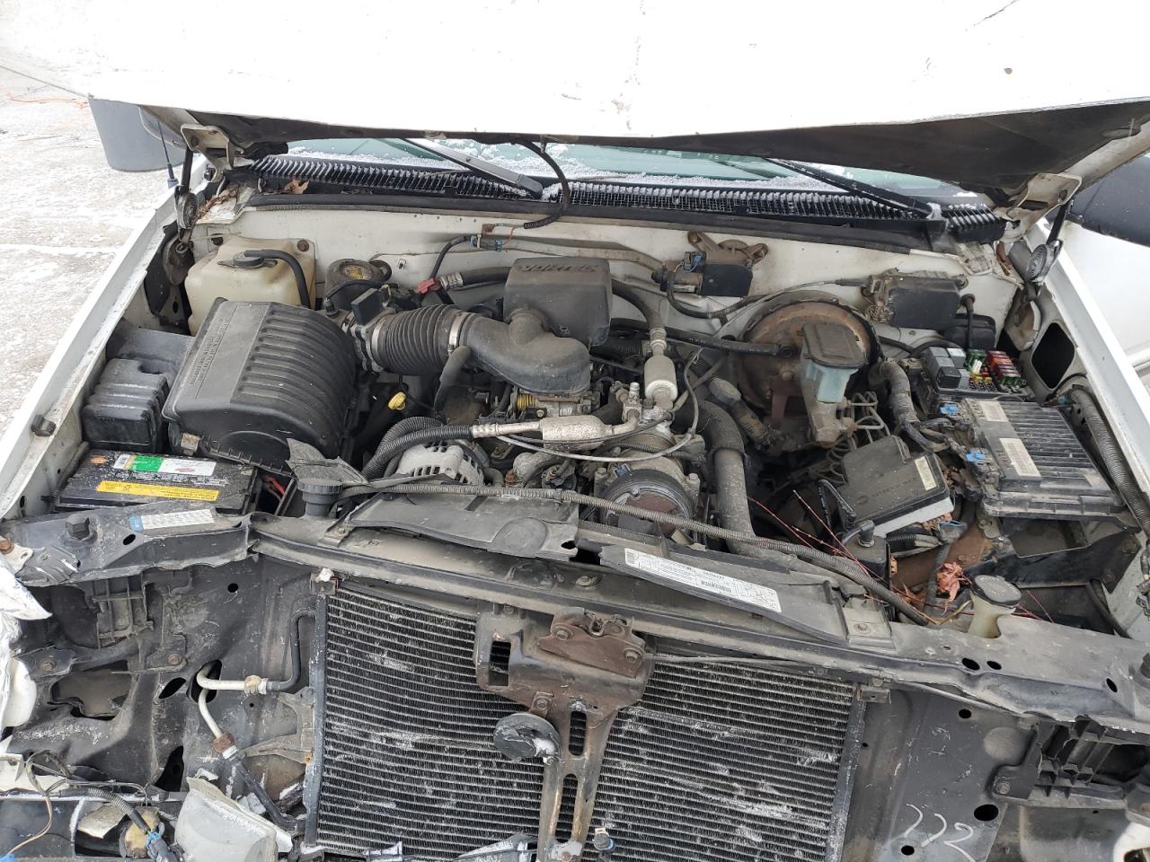1998 Chevrolet Silverado - Image 12
