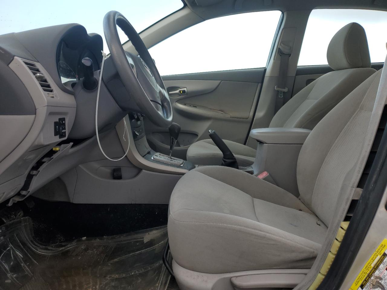 2010 Toyota Corolla - Image 7