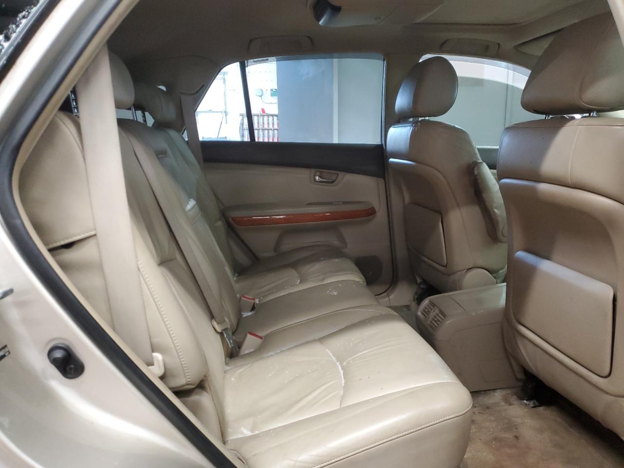 2004 Lexus RX - Image 11