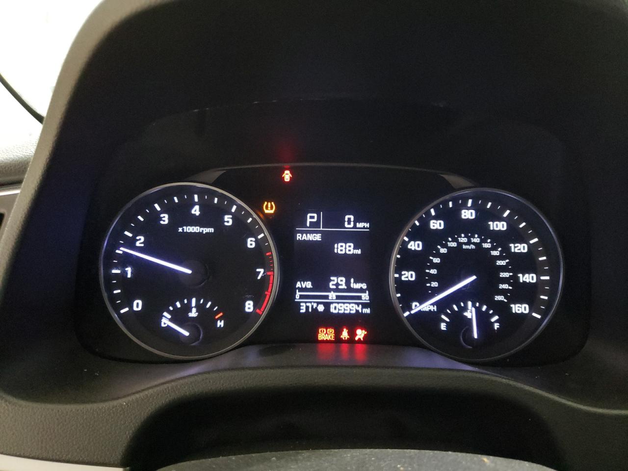 2018 Hyundai Elantra - Image 9