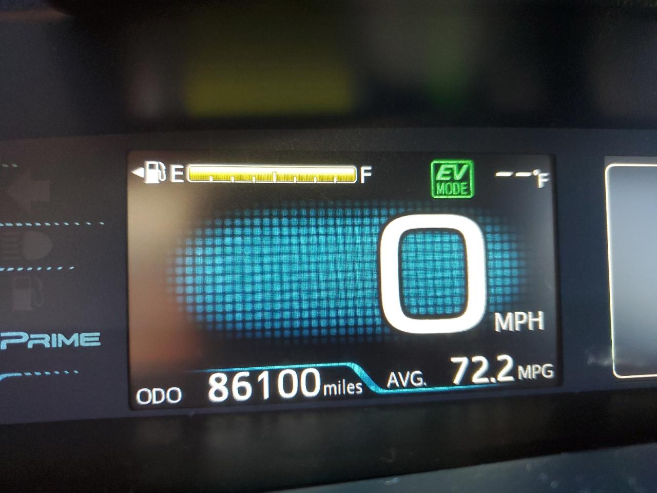 2017 Toyota Prius - Image 9