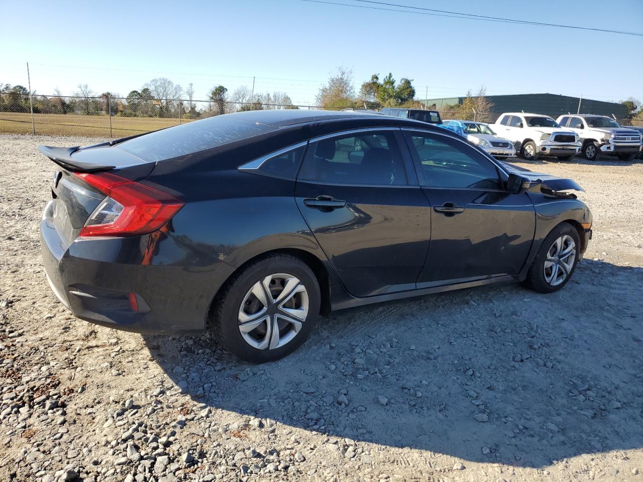 VIN: 19XFC2F53JE024415 2018 HONDA CIVIC