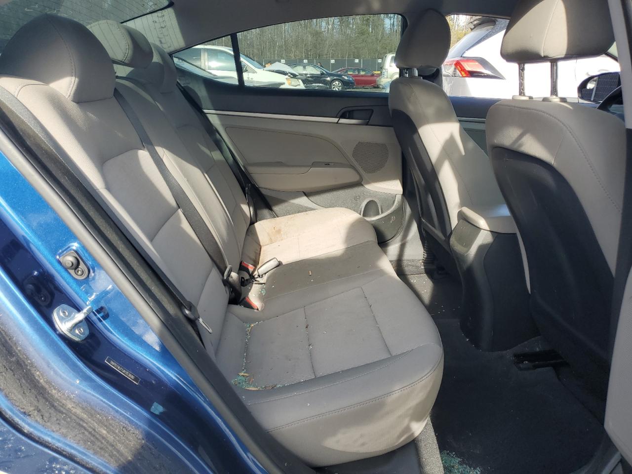 2018 Hyundai Elantra - Image 10