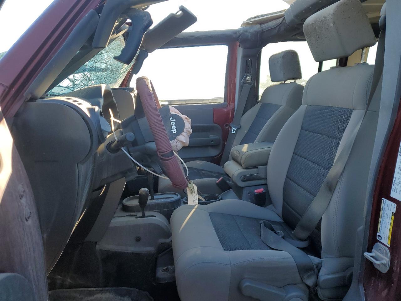 2009 Jeep Wrangler - Image 7