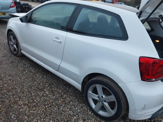 2013 VOLKSWAGEN POLO R-LIN