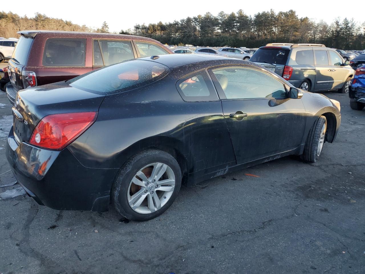 2011 Nissan Altima - Image 3