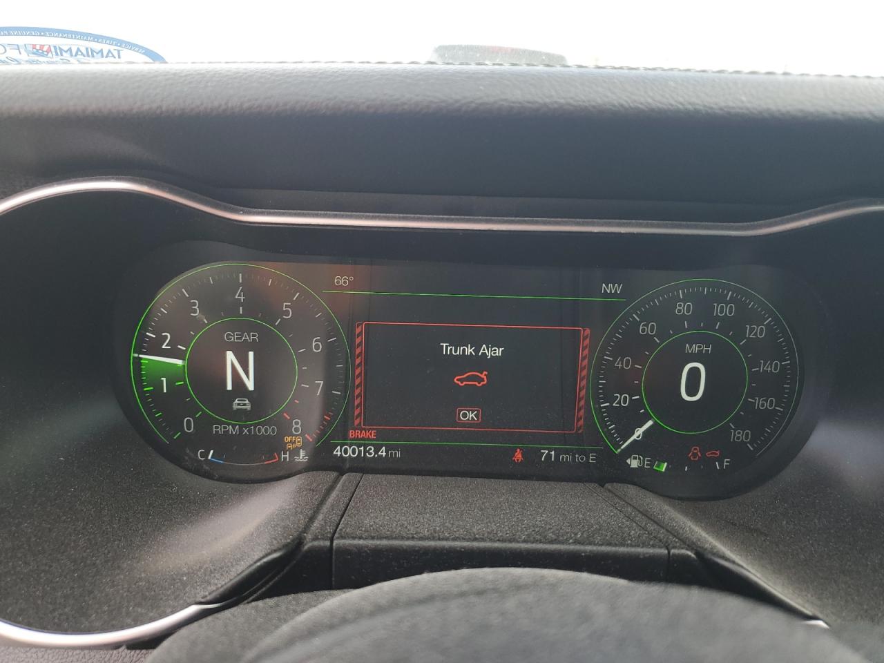 2020 Ford Mustang - Image 9