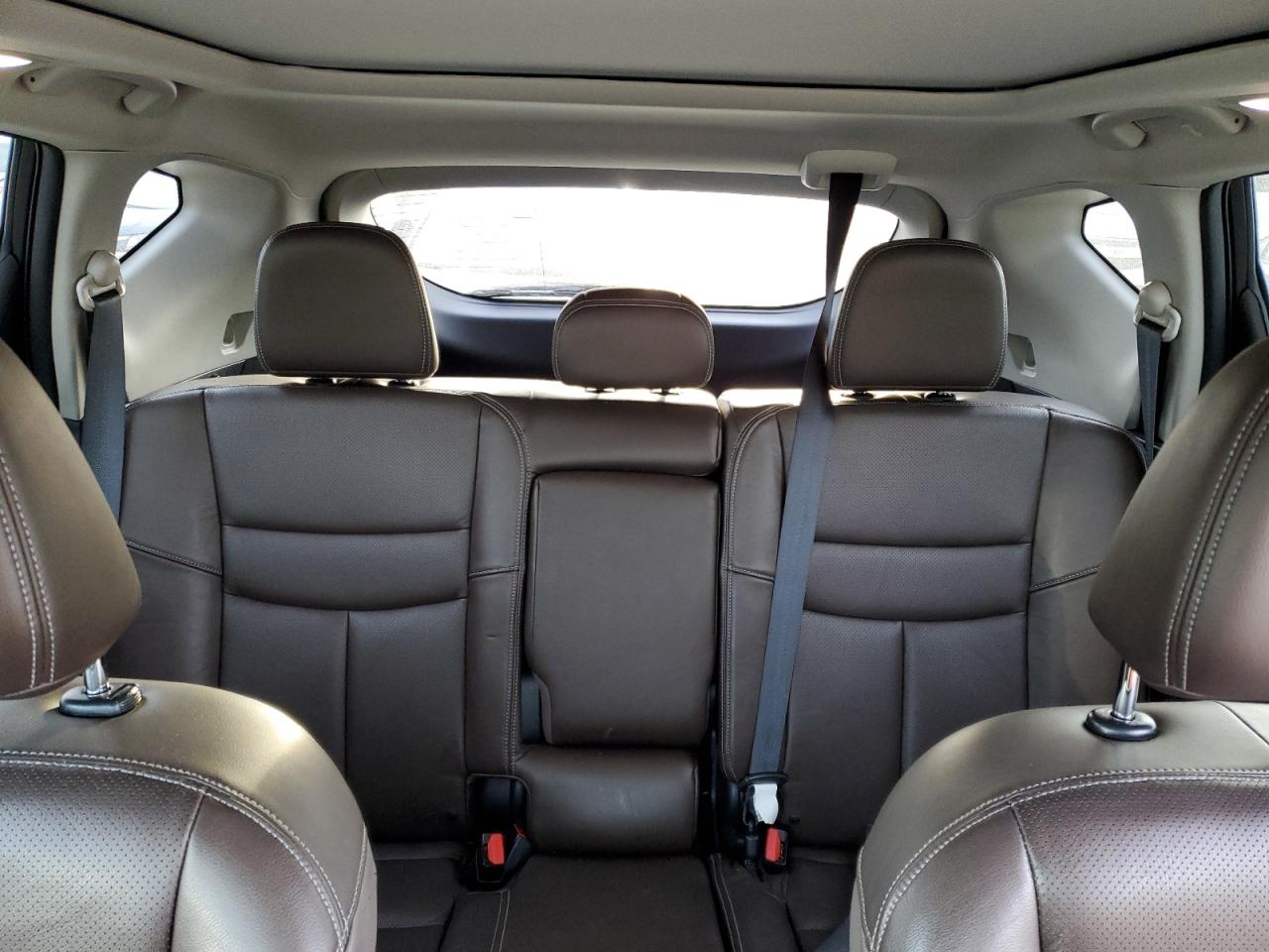 2016 Nissan Murano - Image 10