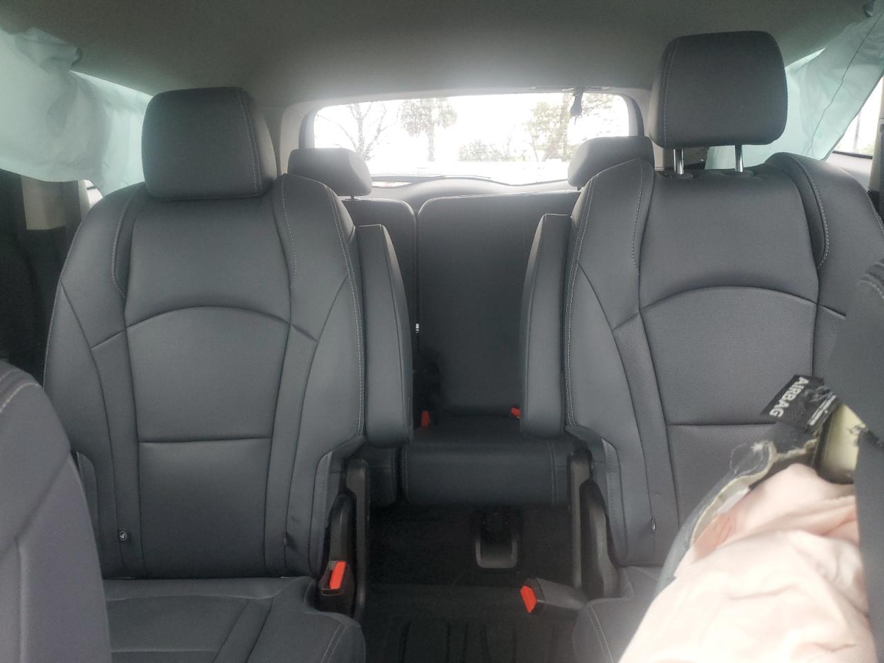 2019 Buick Enclave - Image 10