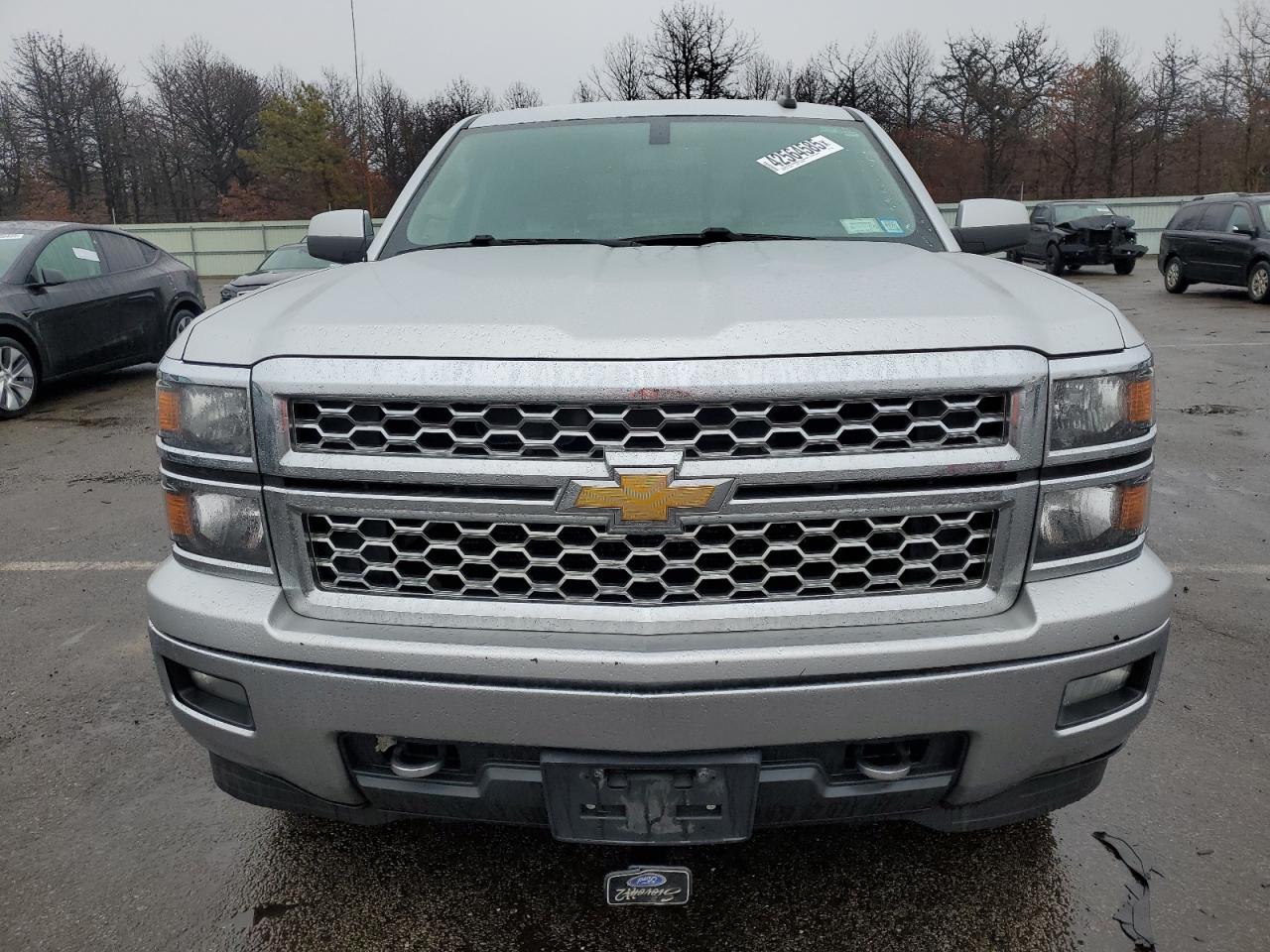 2015 Chevrolet Silverado - Image 5