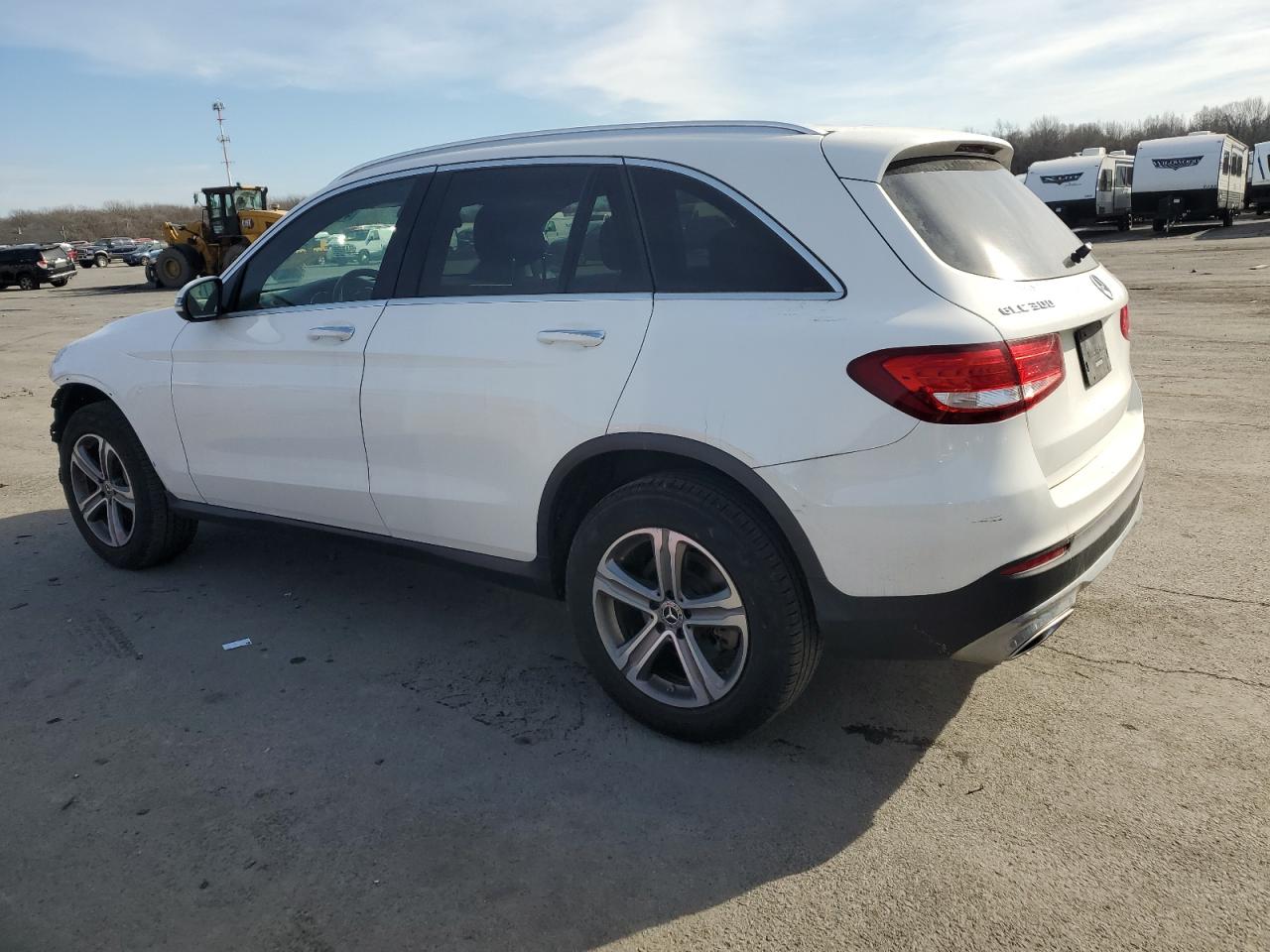 2018 Mercedes-Benz GLC - Image 2