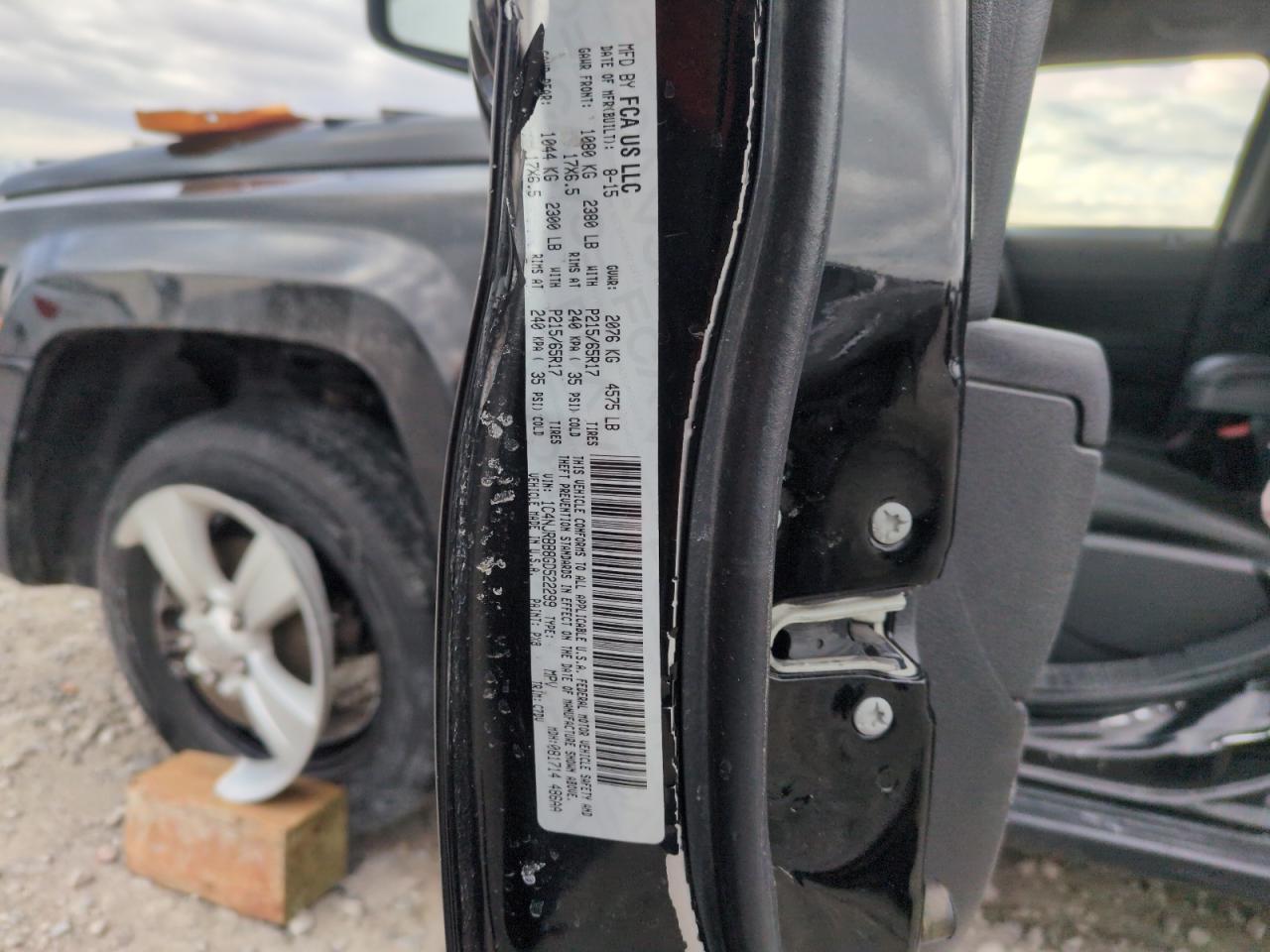 2016 Jeep Liberty (Patriot) - Image 12