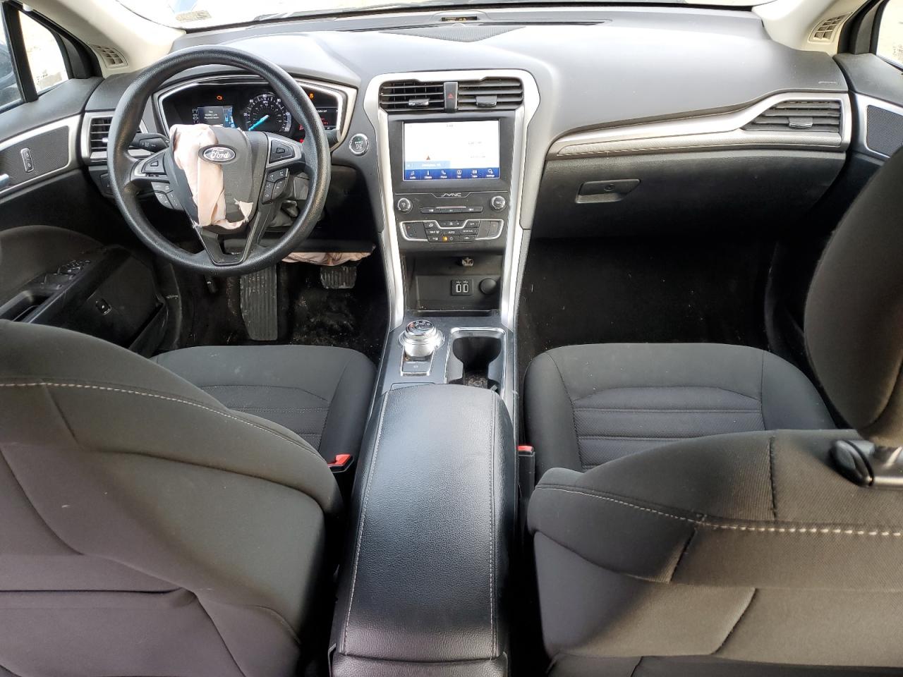 2019 Ford Fusion - Image 8