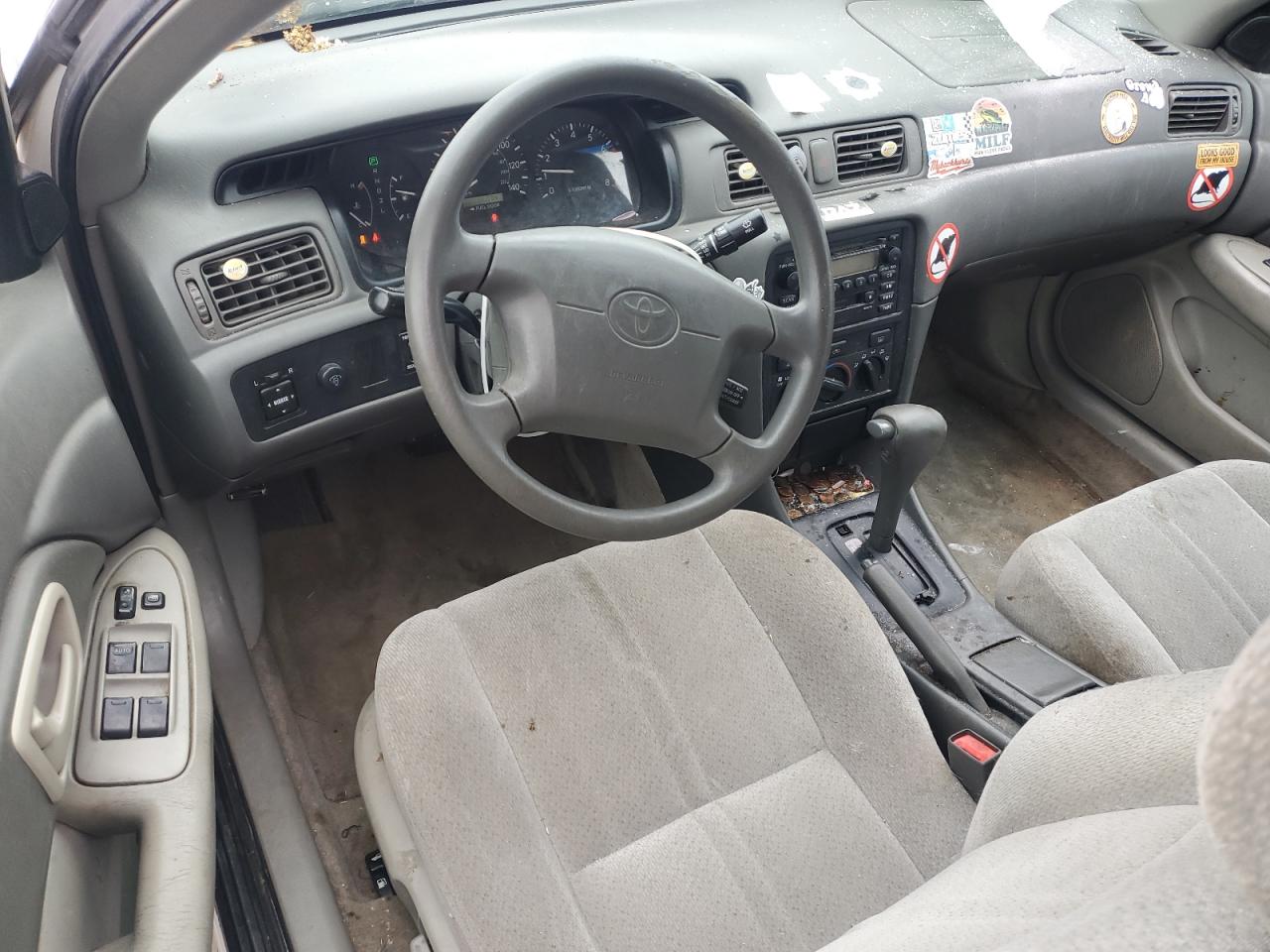 2000 Toyota Camry - Image 8