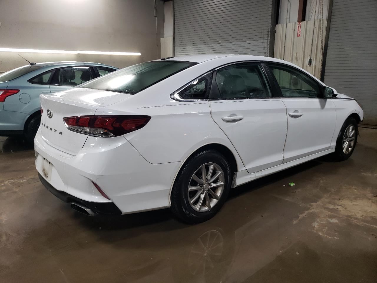 2018 Hyundai Sonata - Image 3