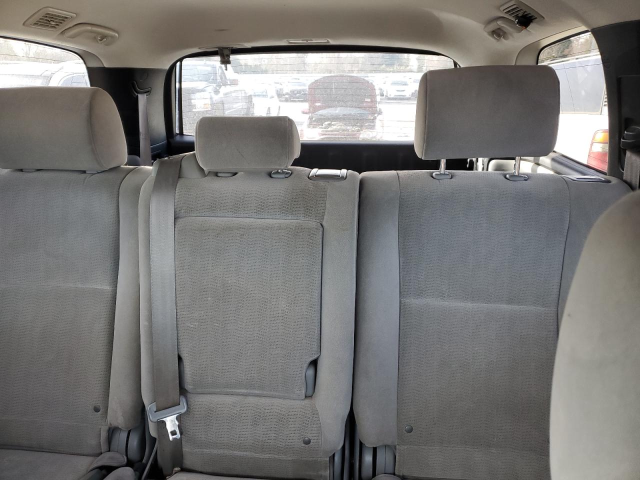 2009 Toyota Sequoia - Image 10