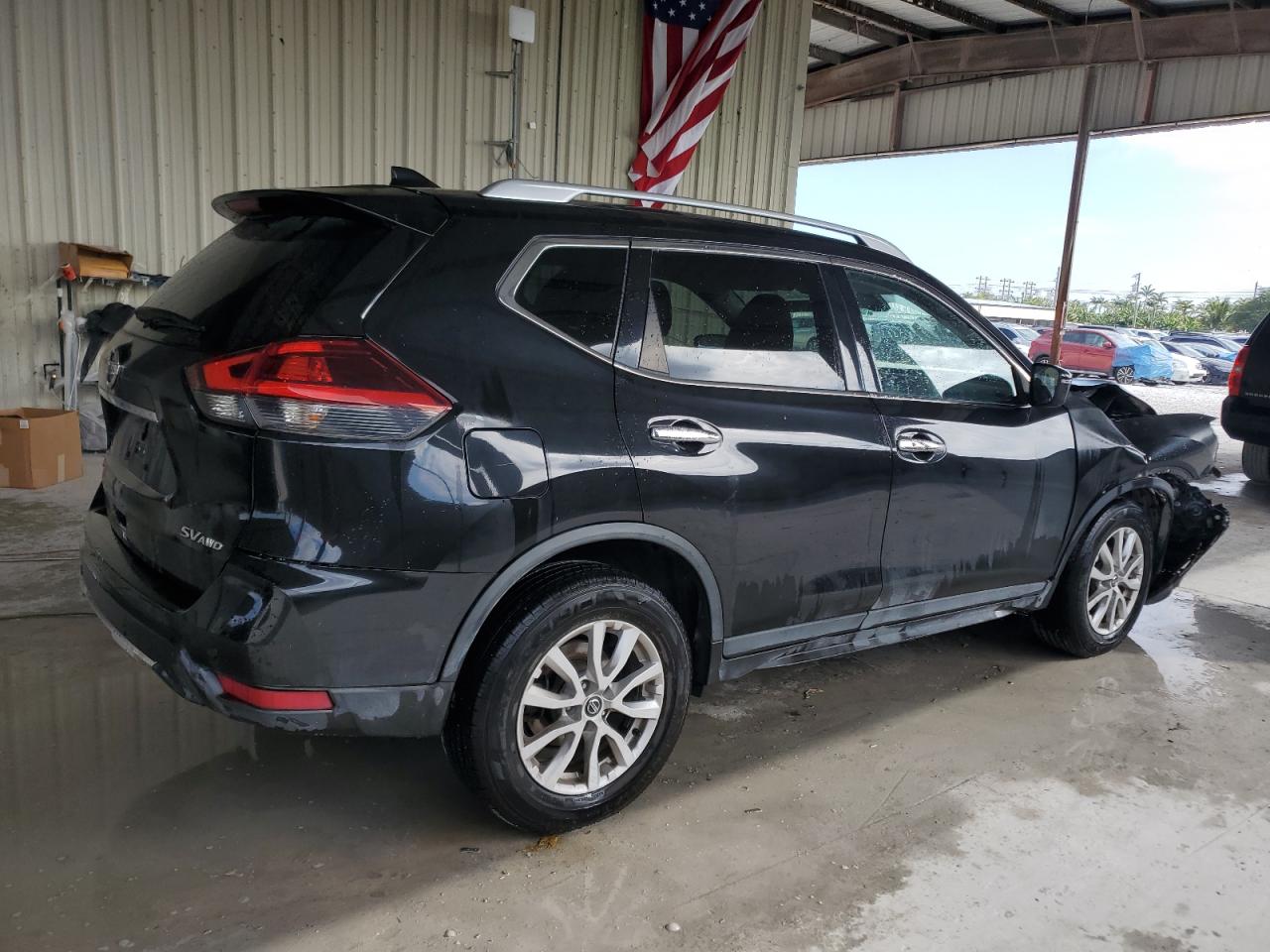 2019 Nissan Rogue - Image 3