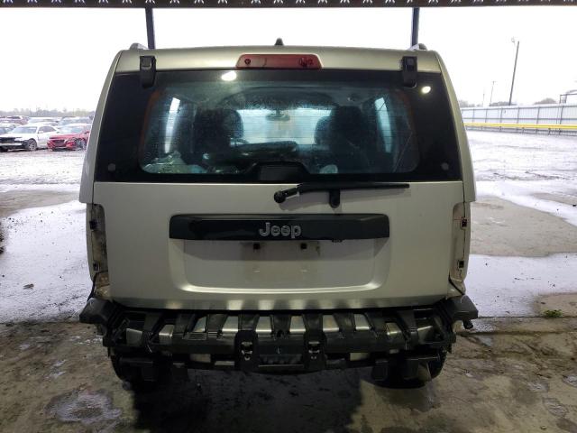  JEEP LIBERTY 2012 Srebrny