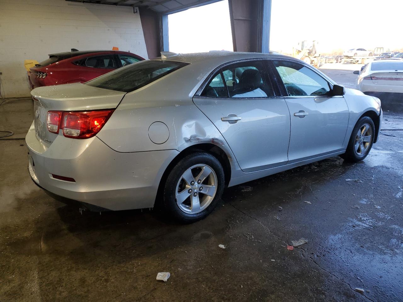 2016 Chevrolet Malibu - Image 3