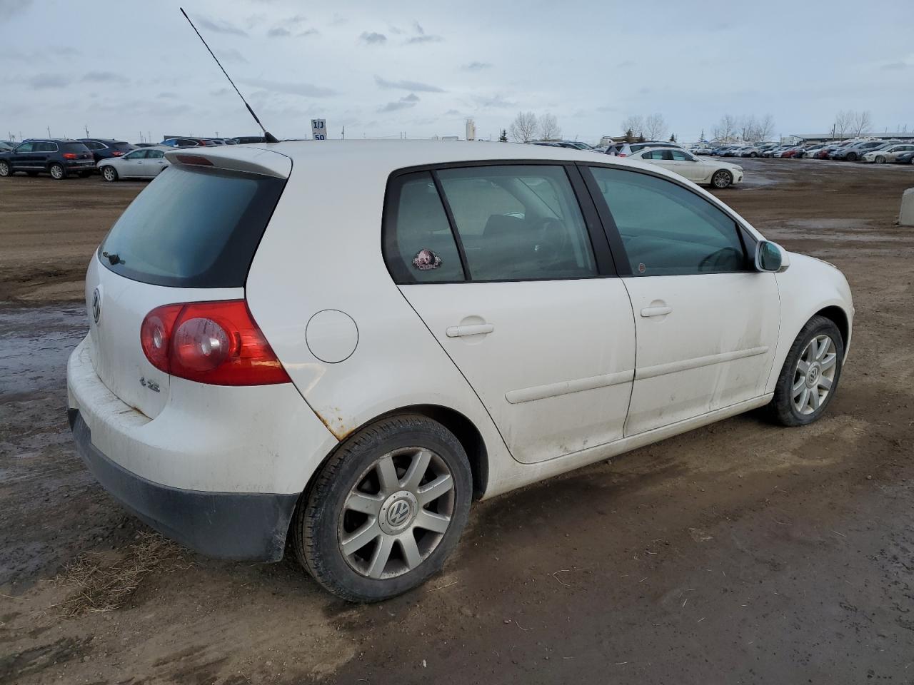 2007 Volkswagen Golf - Image 3