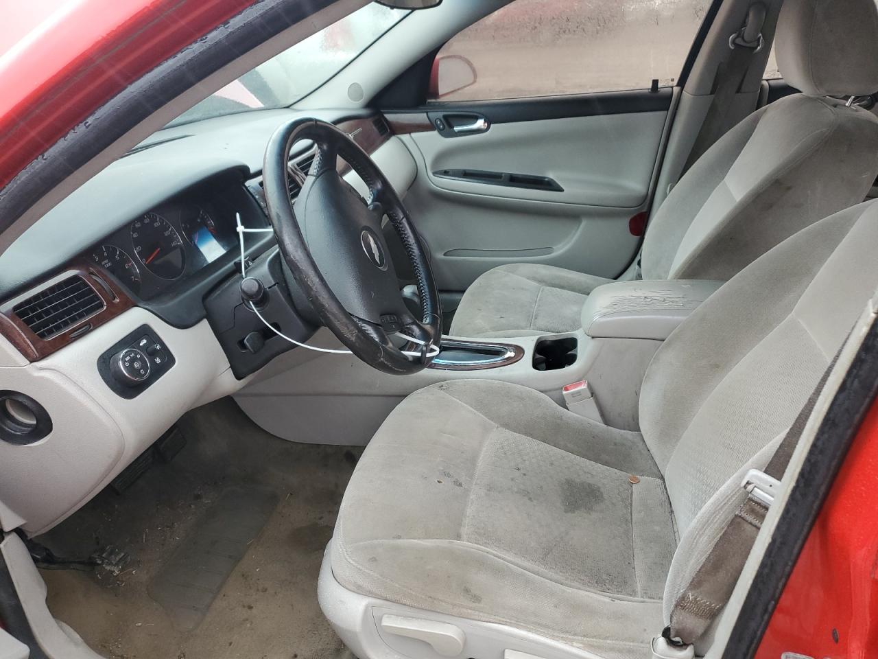 2011 Chevrolet Impala - Image 7