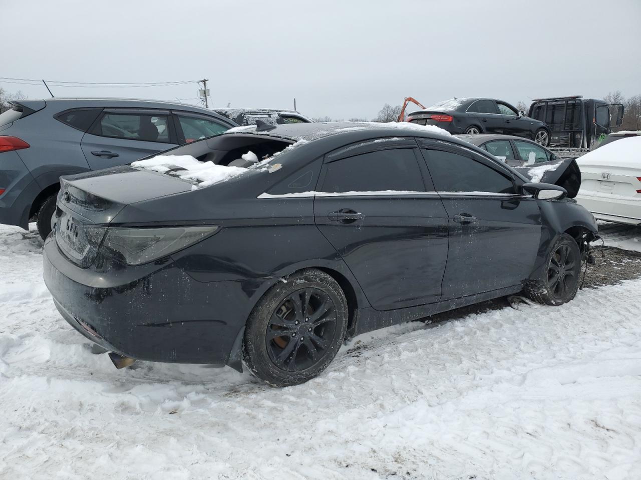2011 Hyundai Sonata - Image 3