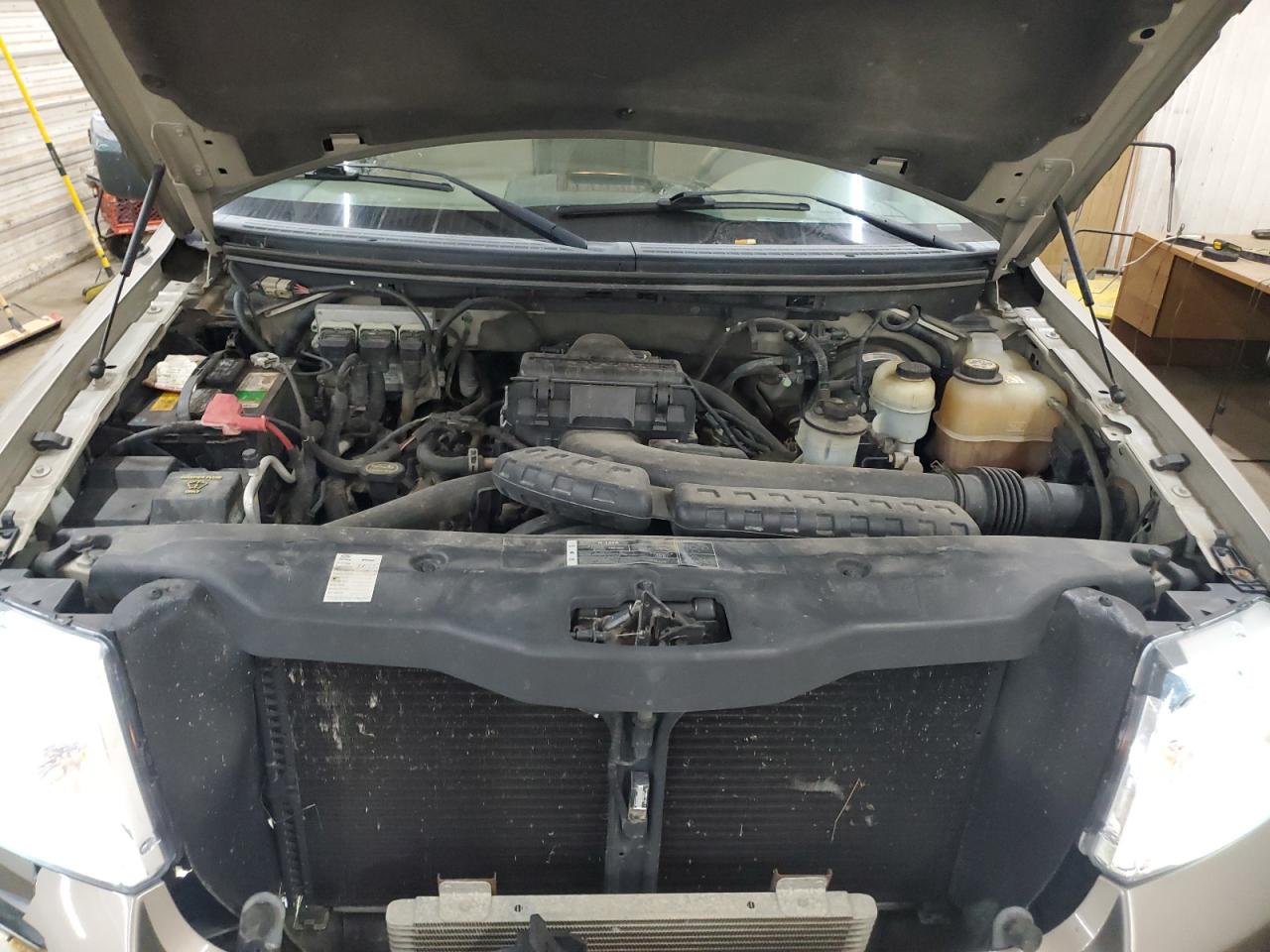 2006 Lincoln Mark LT - Image 11
