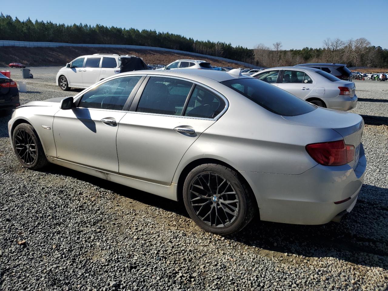 VIN WBAXG5C59DDY31815 2013 BMW 5 SERIES no.2