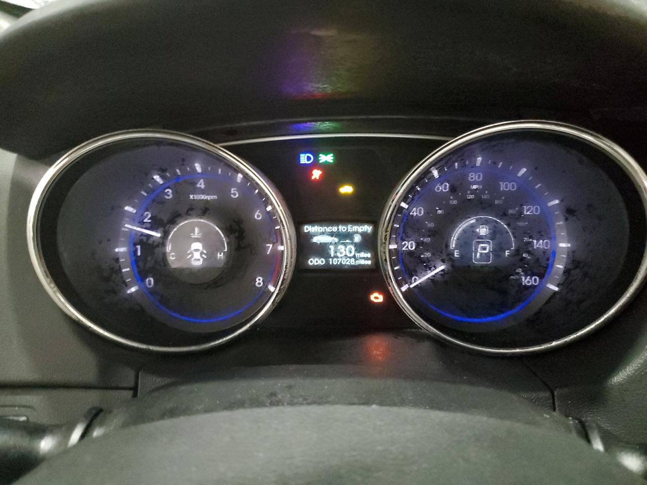 2011 Hyundai Sonata - Image 9