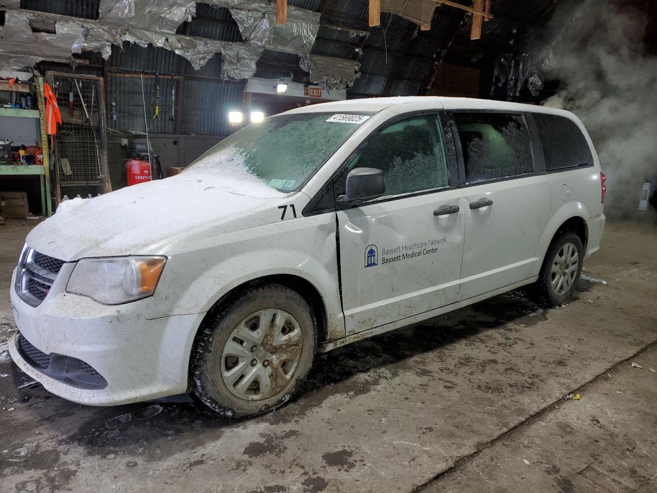 2019 Dodge Caravan - Image 1