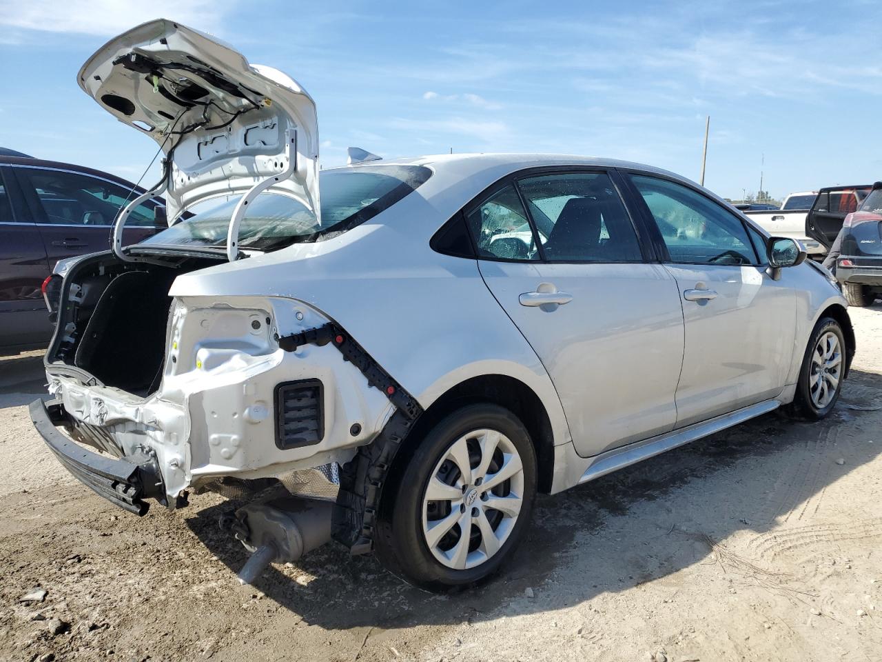 2024 Toyota Corolla - Image 3