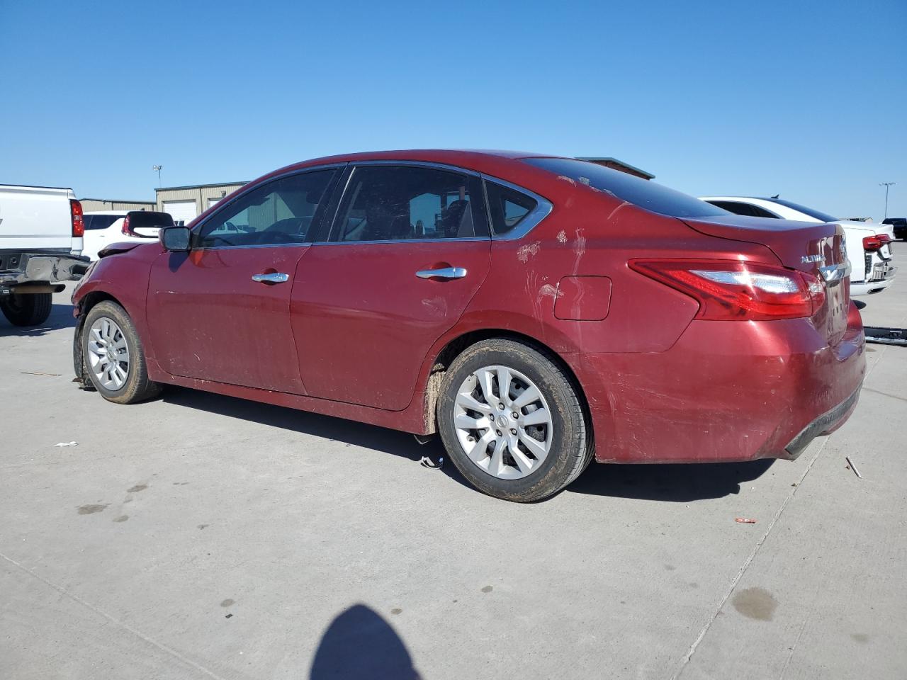 2016 Nissan Altima - Image 2