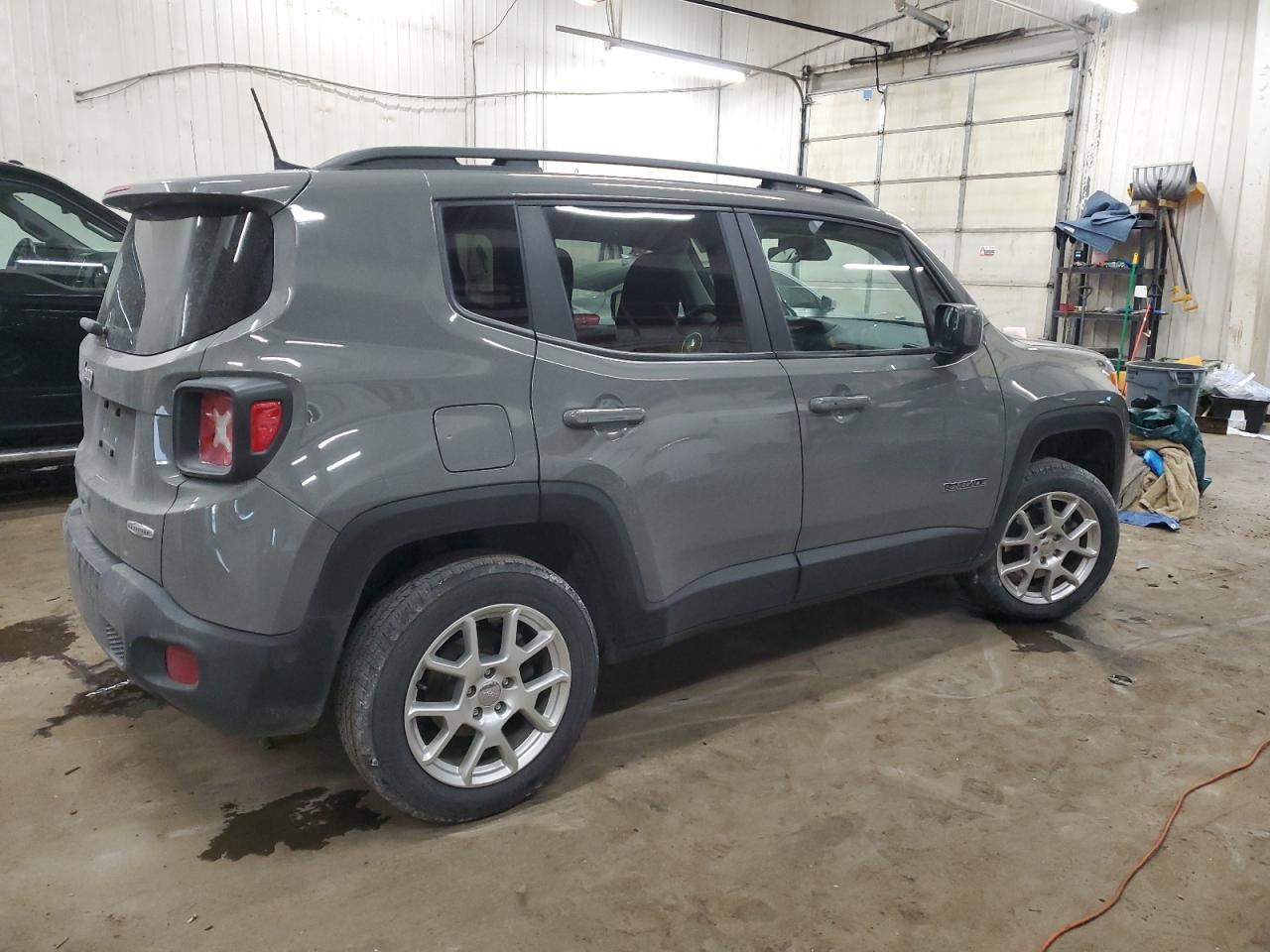 2019 Jeep Renegade - Image 3