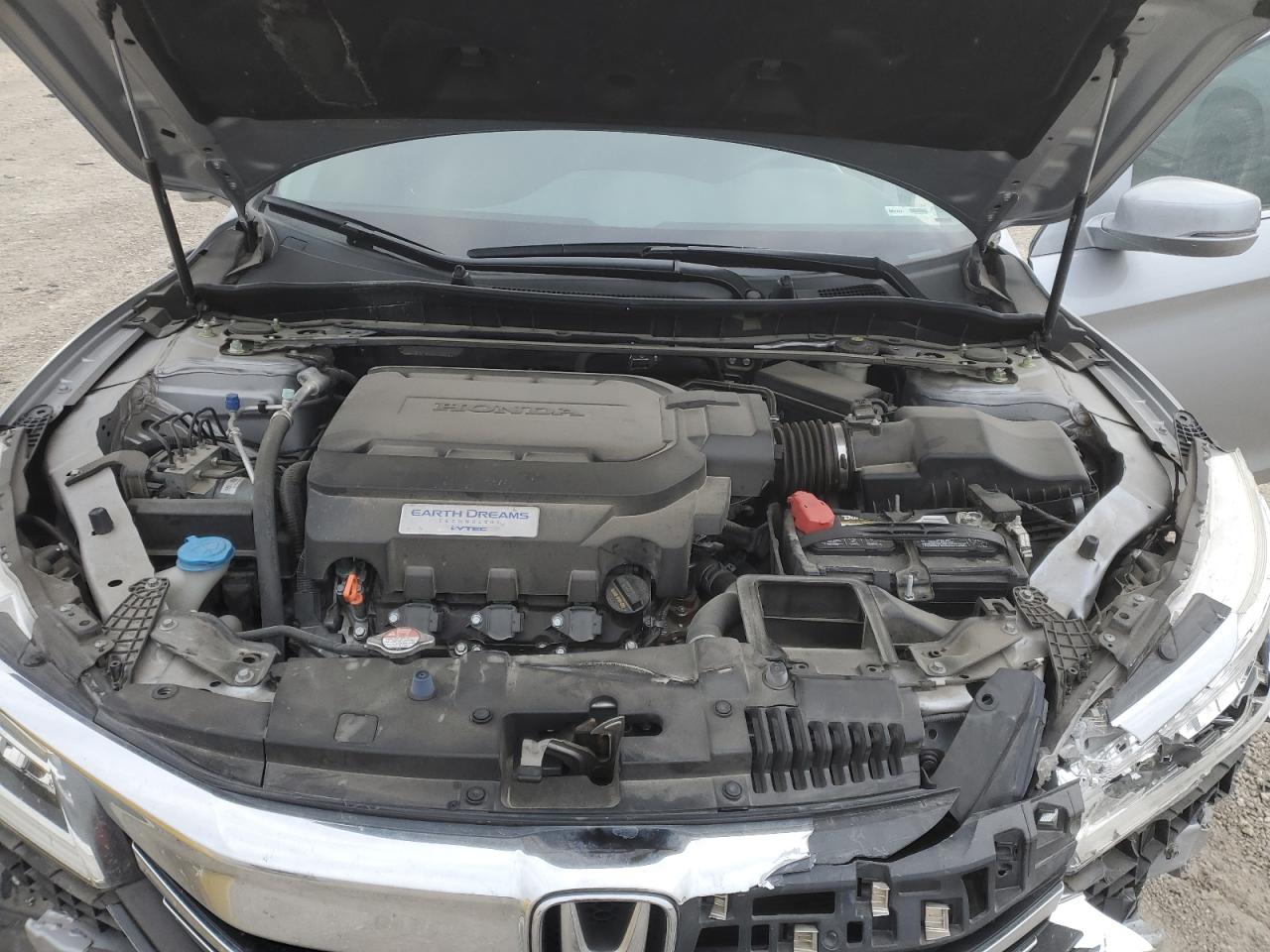 2017 Honda Accord - Image 12