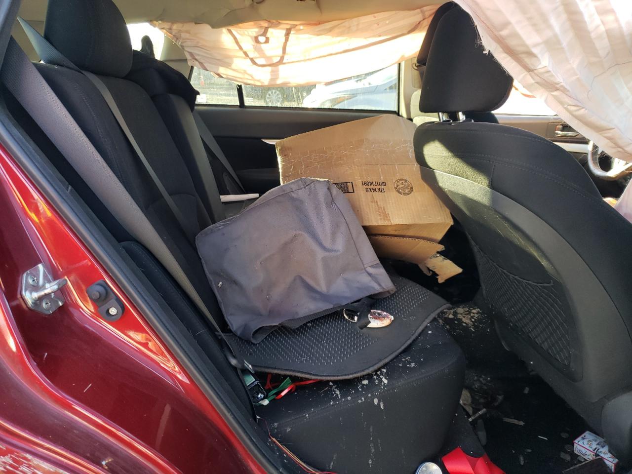 2014 Subaru Outback - Image 11
