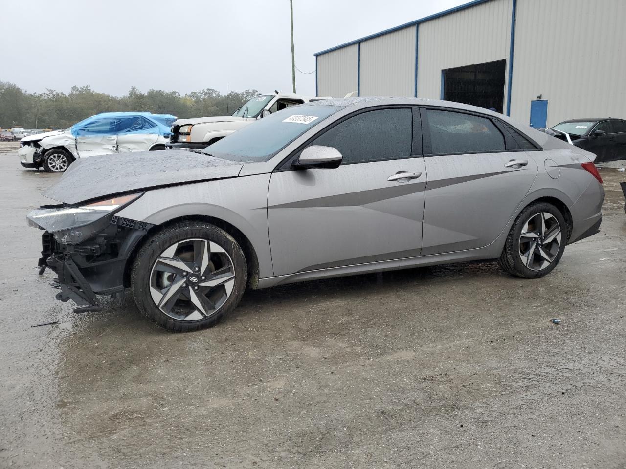 2023 Hyundai Elantra - Image 1