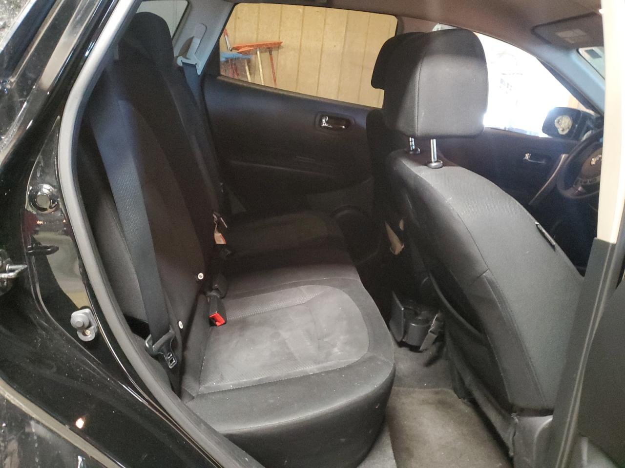2012 Nissan Rogue - Image 11