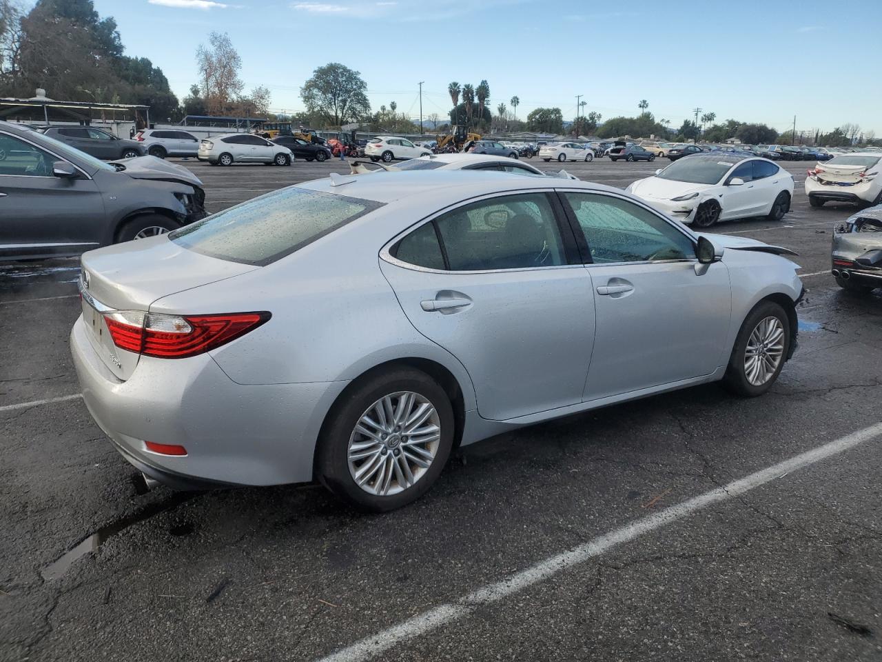 2013 Lexus ES - Image 3