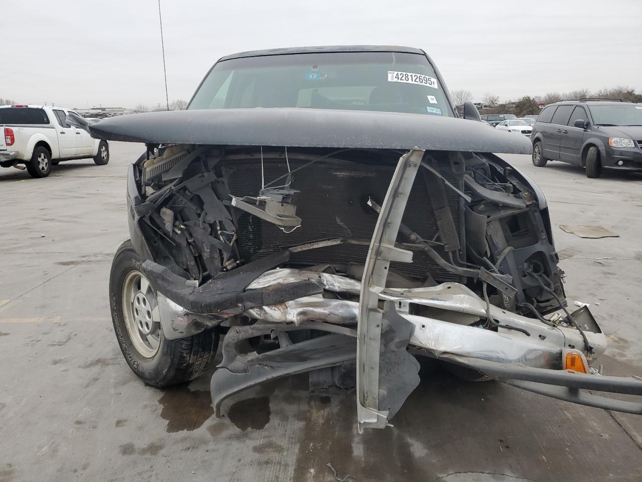 2003 Chevrolet Tahoe - Image 5