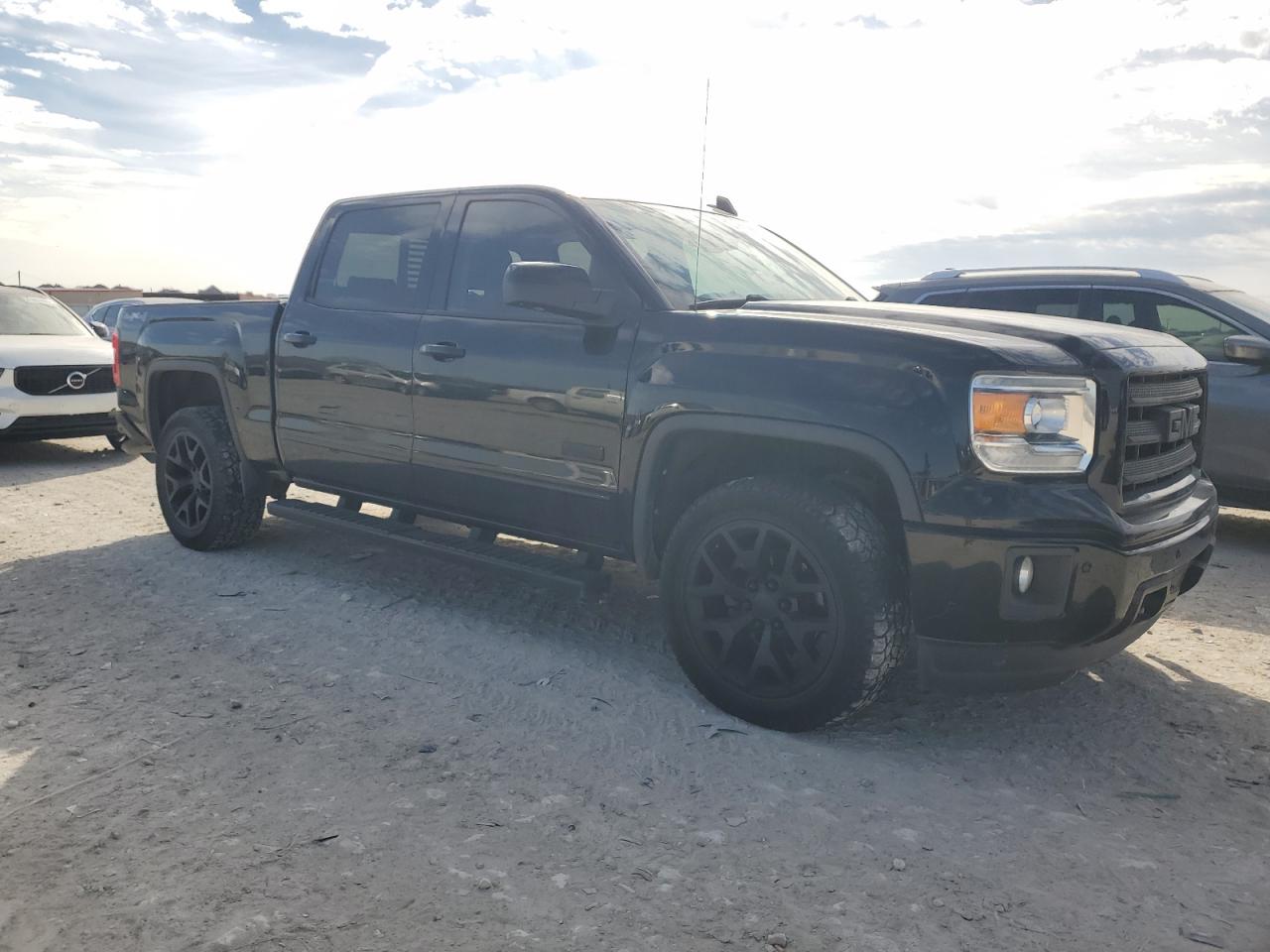 2015 GMC Sierra - Image 4