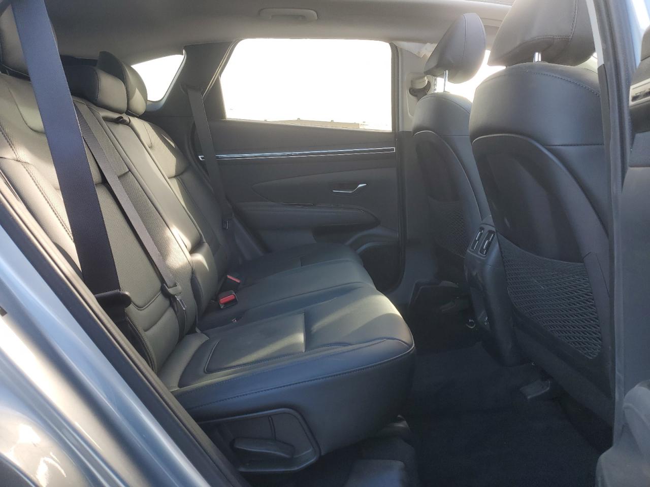 2022 Hyundai Tucson - Image 11
