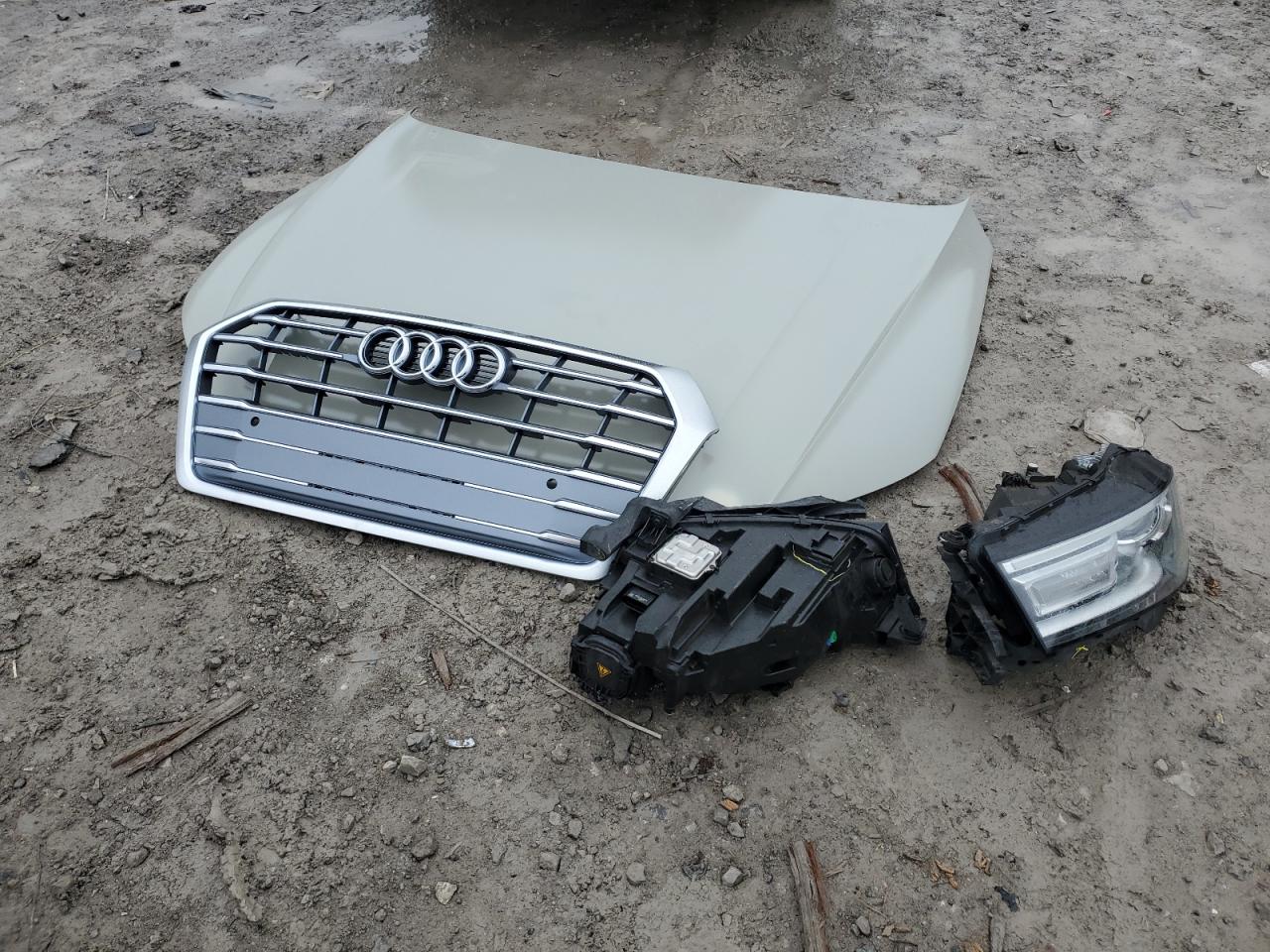 2020 Audi Q5 - Image 12