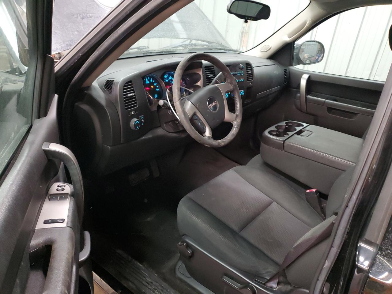 2013 GMC Sierra - Image 8