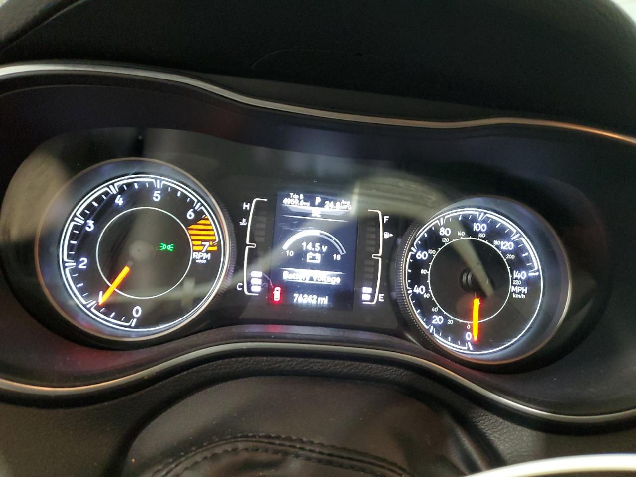 2019 Jeep Grand Cherokee - Image 9