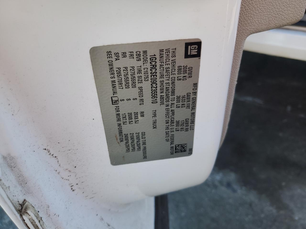 2012 Chevrolet Silverado - Image 12