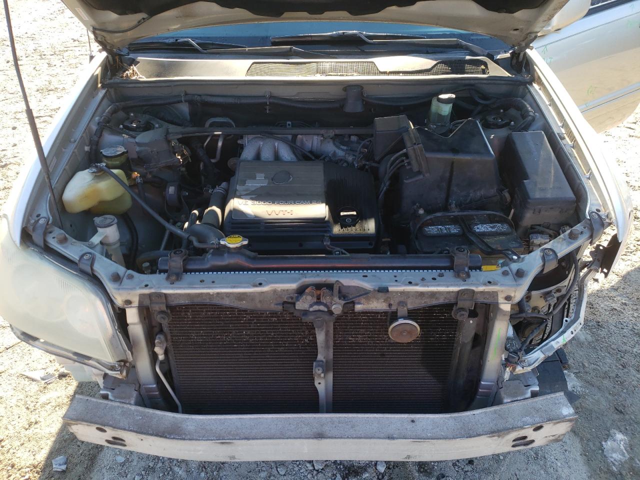 2003 Toyota Highlander - Image 12
